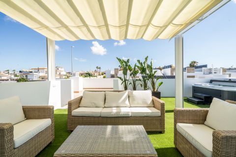 Villa a La Marina, Alicante, La Marina - € 395.000 | Ref: 5988NB - foto 26